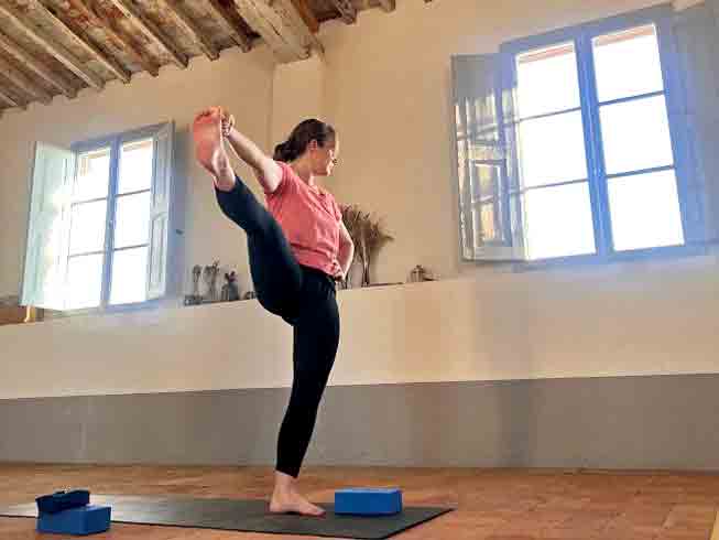 Ashtanga Vinyasa Pranayama Yin Yoga Retreat in Italy