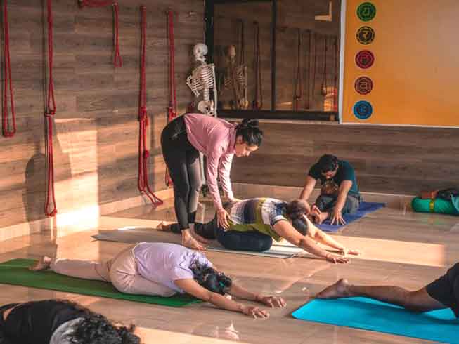 Yoga Teacher Training in Rishikesh Yoga Association