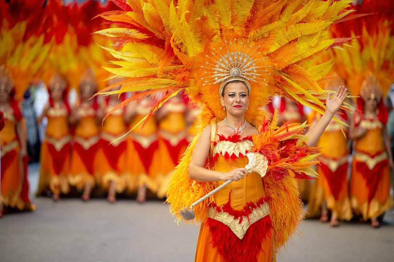 Parade in Valencia, Spain. Photo by Antonio Castellanos on pixabay.