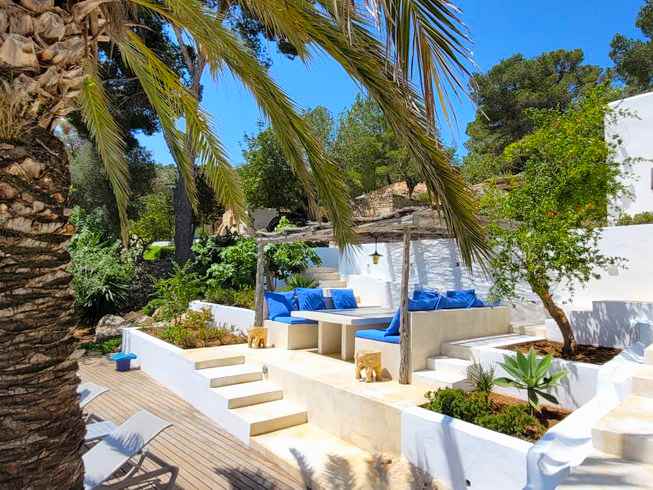 Cynthia Micallef Ibiza Yoga Retreat